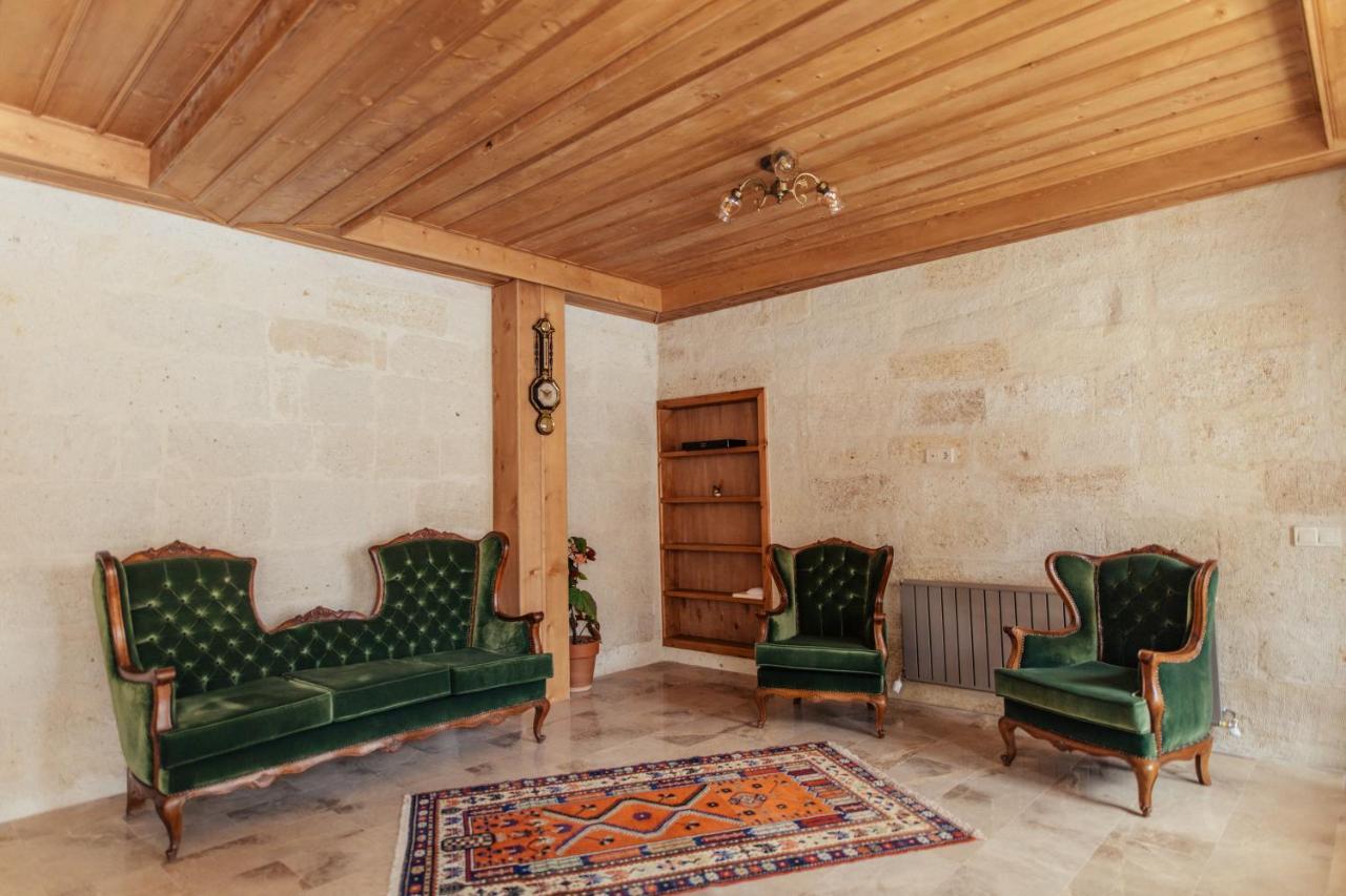 House 1938 Special Cave Hotel *