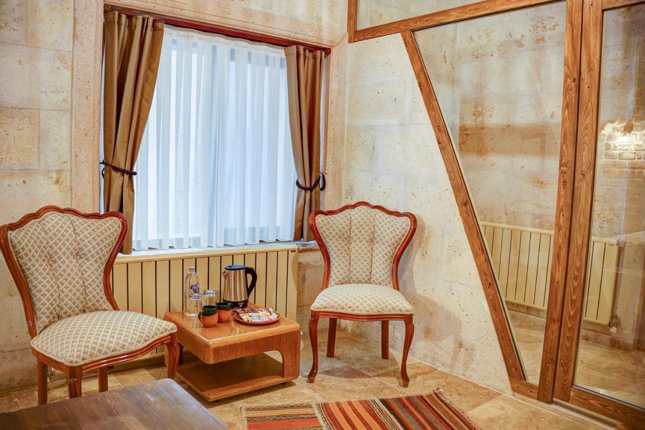House 1938 Special Cave Hotel