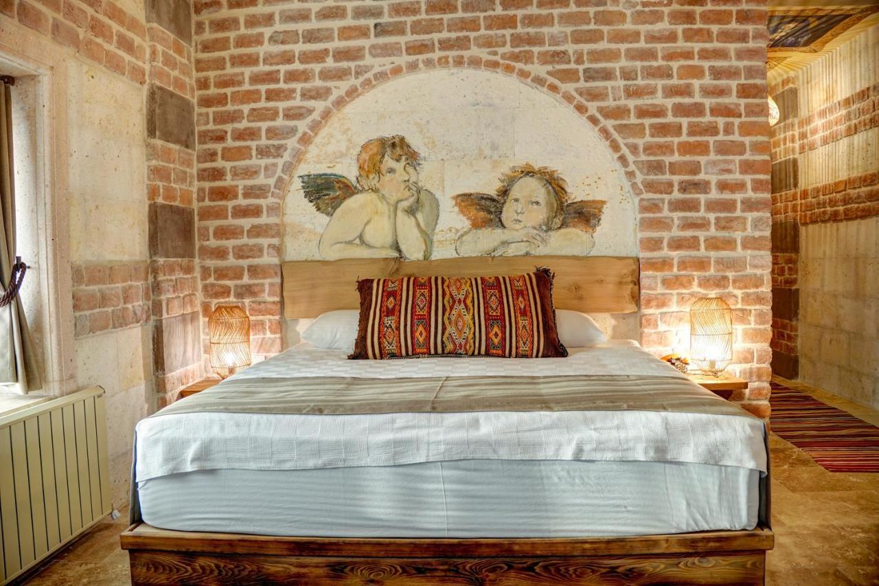 House 1938 Special Cave Hotel *